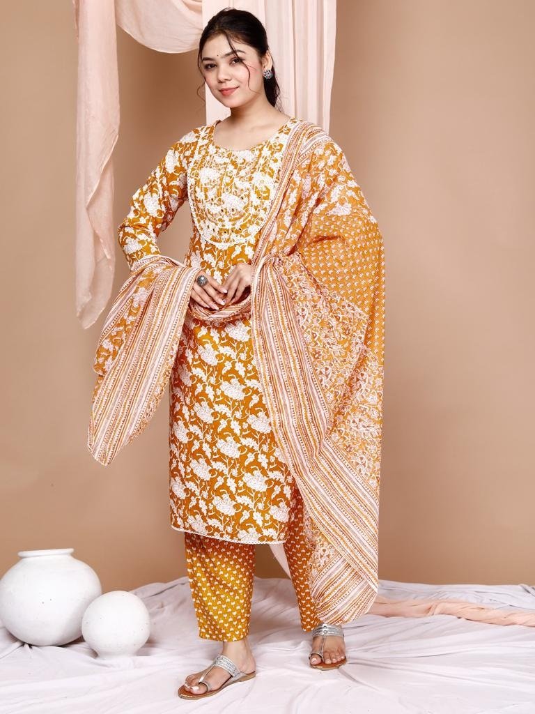 floral design printed kurta and pant 