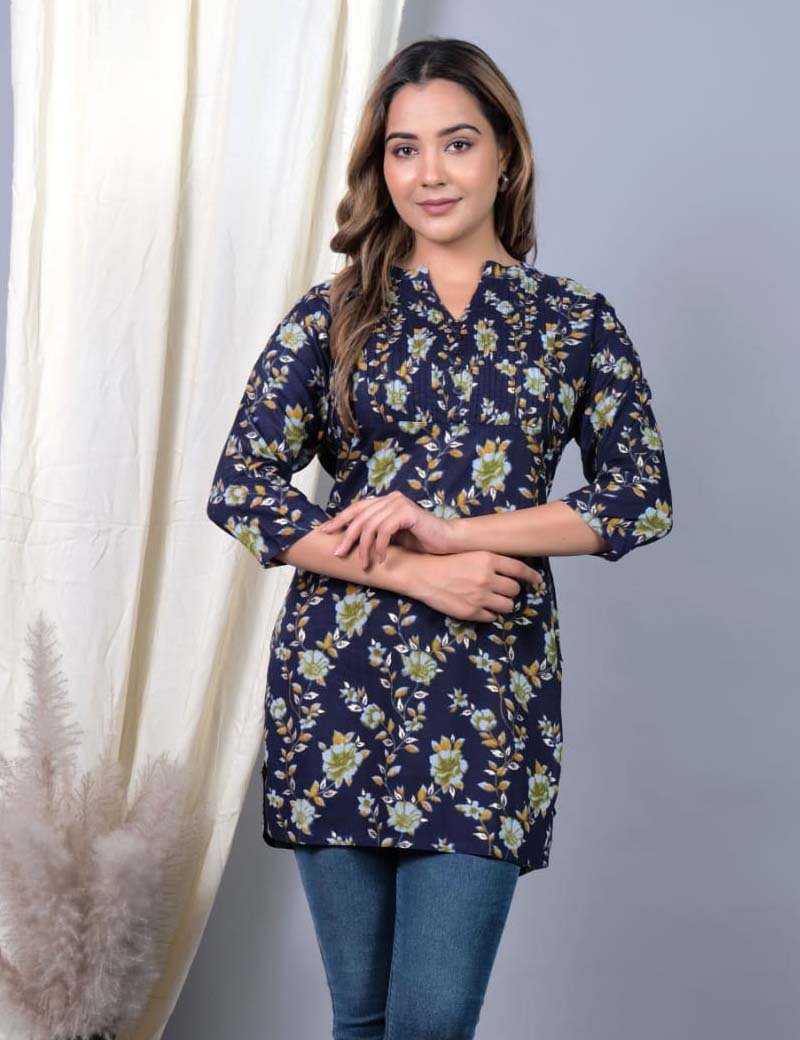 women short floral printed kurti 